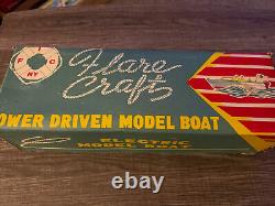 13 Wooden Power Driven Model Boat Flare Craft Blue Top Red Bottom New
