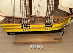 16 Vintage Wood Model Ship Boat Goleta