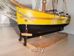 16 Vintage Wood Model Ship Boat Goleta