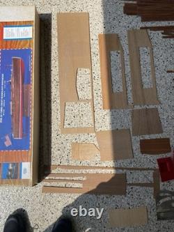 1930 Chris-Craft Mahogany Runabout Dumas #1230 36 Kit. FOR PARTS READ 1930 Chris-Craft Mahogany Runabout Dumas #1230 36 Kit. FOR PARTS READ