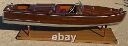 1949 CHRIS CRAFT RACING RUNABOUT WOODEN 2 COCKPIT 29 BUILT BOAT MODEL With STAND