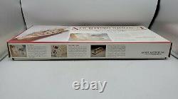 1988 Model Shipways 116 New Bedford Whaleboat Wooden Ship Model Kit No. 2033