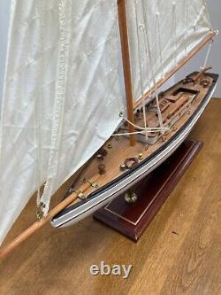 20 RACING YACHT MODEL Wood Sailboat Sailing Boat Quality Wood Home Decor