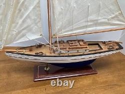 20 RACING YACHT MODEL Wood Sailboat Sailing Boat Quality Wood Home Decor