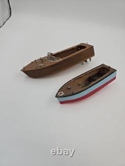 2 Small Wood Boat Models(NOT WORKING)For Parts Hobby Boat Kits W / Motors