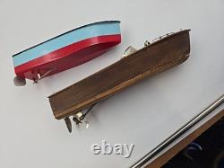 2 Small Wood Boat Models(NOT WORKING)For Parts Hobby Boat Kits W / Motors