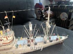 2 VTG Ideal Assembled Balsa Wood Model Boat Steam Ships Display 26 Nautical