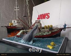 2x1 1 Model And One diorama model of the movie jaws 1975 scale orca boat