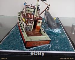 2x1 1 Model And One diorama model of the movie jaws 1975 scale orca boat