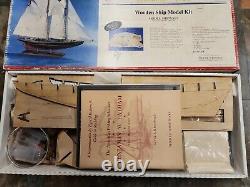 32 Model Shipways Canadian Fishing Schooner'Bluenose' Wood Ship Model Kit