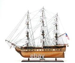 38 Inch Large USS Constitution SHIP MODEL & DISPLAY CASE Set Wood Old Ironsides