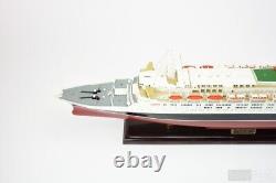 40 RMS Queen Elizabeth 2 Cunard Line Ocean Liner Wooden Ship Model, LED Lighted