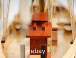47 Inch Bluenose II Painted L Wooden Wood Model Boat Replica Ship New