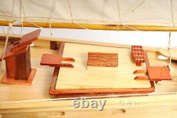 47 Inch Bluenose II Painted L Wooden Wood Model Boat Replica Ship New