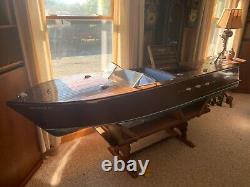 8ft 1940 Chris Craft Boat Model with motors