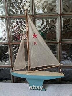 ANTIQUE 1940s KEYSTONE Wood Pond Yacht Model Boat Sailboat Metal keel