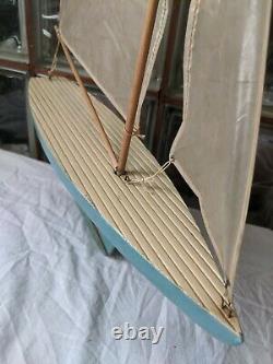 ANTIQUE 1940s KEYSTONE Wood Pond Yacht Model Boat Sailboat Metal keel