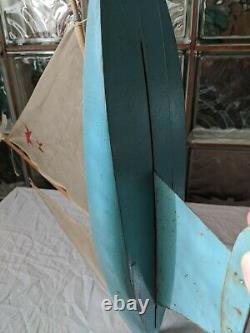 ANTIQUE 1940s KEYSTONE Wood Pond Yacht Model Boat Sailboat Metal keel