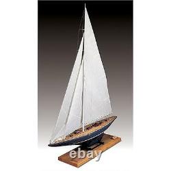 Amati Endeavour America's Cup Challenger 135 Scale Wooden Model Ship