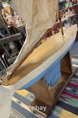 Antique 1920s Pond Yacht Sail Boat Lucky # 13