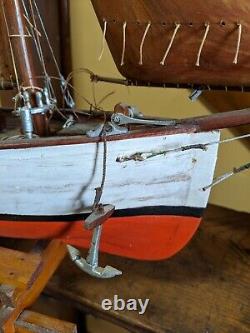 Antique 1939 folk art handmade Model schooner Scandinavian pilot boat 22