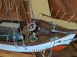 Antique 1939 folk art handmade Model schooner Scandinavian pilot boat 22