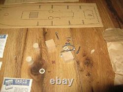 Antique Ideal Aeroplane Mosquito Wood Wooden Model PT 17 Navy Boat Original Box