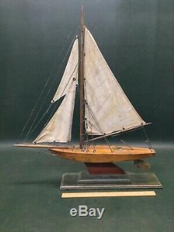 Antique Sailing Pond Model Sail Boat Nicely Made