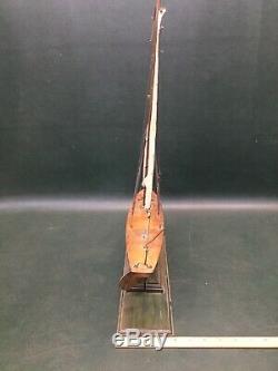 Antique Sailing Pond Model Sail Boat Nicely Made