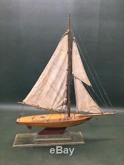 Antique Sailing Pond Model Sail Boat Nicely Made