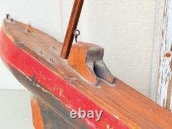 Antique Sailing Pond Yacht Model Boat