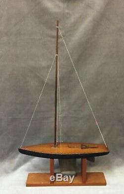 Antique Skeleton Keel Pond Yacht Boat Model