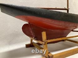 Antique Wood Pond Yacht Model Boat Hull with Mast and Stand