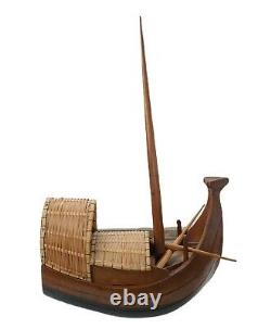 Beautiful Vintage Gondola Model Boat Wood Oars Wicker