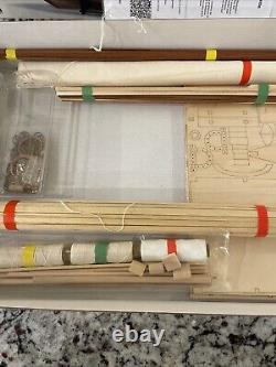 Billing Boats 576 Bluenose 165 Scale Model Fishing Schooner New Open Box FS
