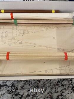 Billing Boats 576 Bluenose 165 Scale Model Fishing Schooner New Open Box FS
