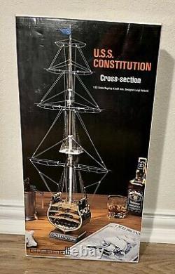 C. Mamoli MV32 U. S. S. Constitution Cross-Section Model Ship Scale 193 Italy