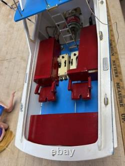 Cabin Cruiser Model Wood Boat Pond Yacht Model 26 Vintage