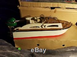 Cabin Cruiser wooden model boat Japan with original box outboard motor