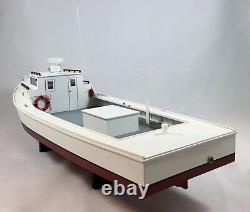 Chesapeake Bay Deadrise Workboat Model, Open Cockpit Boat, Crabbing, Fishing