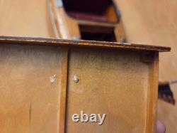 Chris Craft Barrel Back mahogany runabout speedboat model RC ready 29.5 Chris Craft Barrel Back mahogany runabout speedboat model RC ready 29.5
