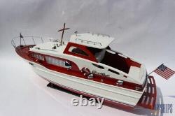 Chris Craft Cabin Cruiser 1956 Model Ship