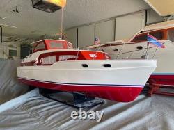 Chris Craft Commander wooden boat model 37 Long
