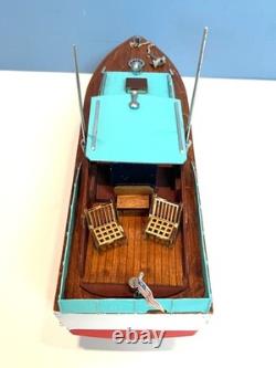 Chris Craft Style Model Boat Sports Fisherman Yacht All Wood 13 Cabin Cruiser