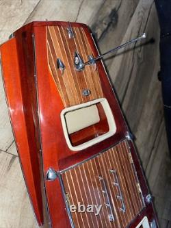Chris Craft Triple Cockpit Runabout Wooden Model 26 Classic Mahogany Speed Boat