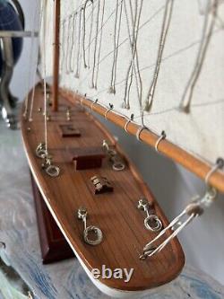 Columbia 1899 America's Cup Defender boat model