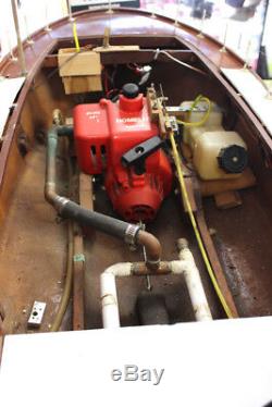 Custom 1968 CrisCraft Sport Fish Remote Control Gas Model Boat RARE LOOK