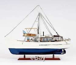 Dickie Walker California Fishing Boat 25.5 Wood Model Ship Assembled