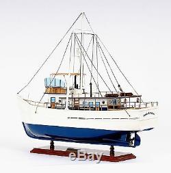 Dickie Walker California Fishing Boat 25.5 Wood Model Ship Assembled