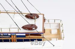 Dickie Walker California Fishing Boat 25.5 Wood Model Ship Assembled